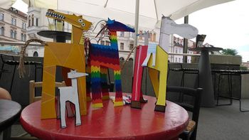 Ustvarjalnice z Galerijo CCU: Dežela konjičev