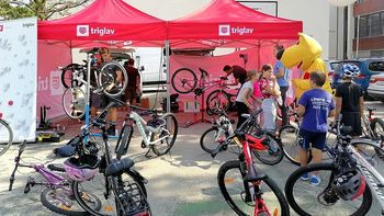 Učenci OŠ Bršljin kot ambasadorji kolesarjenja