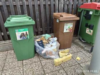 Nepravilno odlaganje odpadkov pri vrtcu