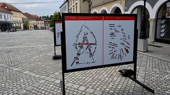 Odprtje razstave ustvarjalnih mladinskih del – lepljenk