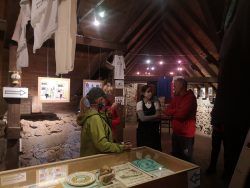 Razstava "Štiri desetletja šmarnogorskih tekov"