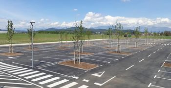 Brezplačno parkiranje v okolici pokopališč