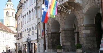 Sodelovali smo na virtualnem srečanju Mreže mavričnih mest