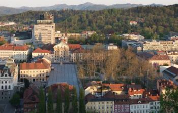 Javno obvestilo ZVKDS o razglasitvi del arhitekta Jožeta Plečnika v Ljubljani za kulturne spomenike državnega pomena Javno obvestilo ZVKDS o razglasitvi del arhitekta Jožeta Plečnika v Ljubljani za kulturne spomenike državnega pomena