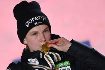 Velik dan za žirovski šport: Ema Klinec, članica SSK Žiri, je svetovna prvakinja!