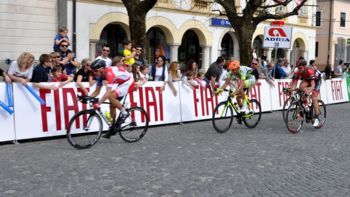 Glavni trg znova v ciljni ravnini kolesarske dirke za VN Adrie Mobil