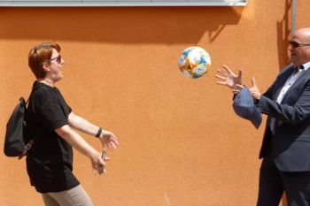 Z nogometno štafeto do finala Z nogometno štafeto do finala