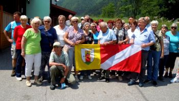 Društvo upokojencev Prečna na strokovni ekskurziji v Idriji in Bolnici Franja