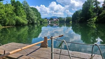 Voda reke Krke odlične kakovosti in primerna za kopanje