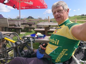 Z ročnim kolesom na Veliko planino