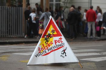 Začasna šolska linija za učence OŠ Prule in OŠ Oskarja Kovačiča