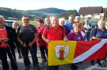 DU Prečna na mesečni pohod in strokovno ekskurzijo DU Prečna na mesečni pohod in strokovno ekskurzijo