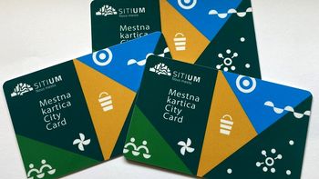 V novomeški knjižnici lahko pridobite pametno mestno kartico Sitium