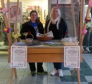 Turisti radi delajo dobro