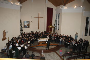 Revija cerkvenih pevskih zborov domžalske dekanije