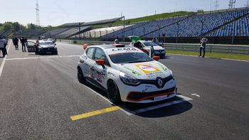 Vrhniški avtomobilist uspešen na prvi dirki sezone krožnih dirk