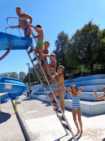 Aktivno poletje v družbi s ŠD Rekreativček Aktivno poletje v družbi s ŠD Rekreativček