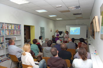 Potopis JAPONSKA IN KOREJA OD BLIZU s predstavitvijo knjige ŽIVIM ZA SVETOVNI MIR