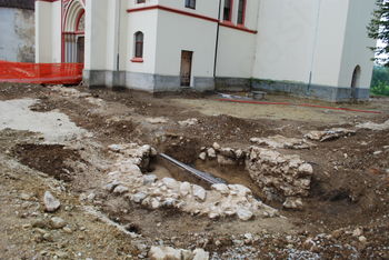 V Mirni Peči našli ostanke protiturške utrdbe in slovansko grobišče