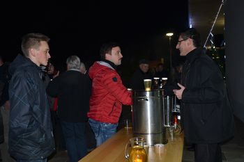 Skok v novo leto na Občinskem trgu