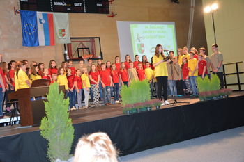 34. Srečanje društev Mladi gasilec na temo »Gasilci pomagamo v naravnih nesrečah«