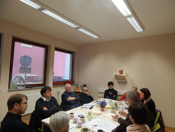 Sestanek lokalne akcijske skupine za izgradnjo centra na Javorniku Sestanek lokalne akcijske skupine za izgradnjo centra na Javorniku