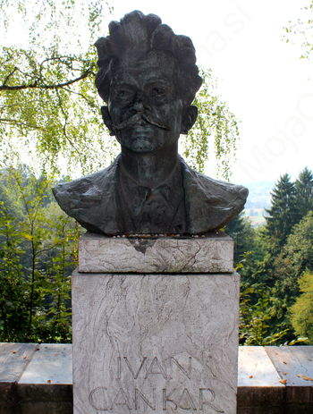 Ukradli so Cankarjev spomenik