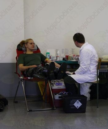 Dajem kri - rešujem življenja