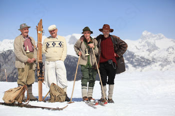 Tekmovanje v smučanju po starem