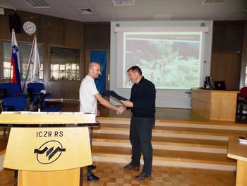 Mladinski odsek PD Vrhnika prejel priznanje »Mladina in gore«