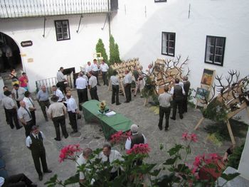 Razstava uplenjene divjadi in podelitev lovskih spričeval