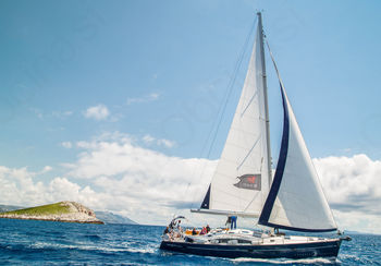 Kako je v Sloveniji jadranje postalo dostopno mladini?