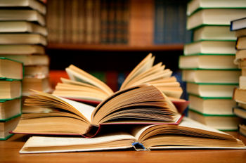 Sejem rabljenih knjig in predstavitev Bibliobusa