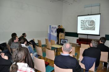 ZLATI REZ