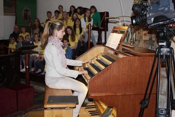 Veliki orgelski koncert Anite Kralj v cerkvi Sv. Trojice