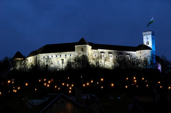 Ura za Zemljo