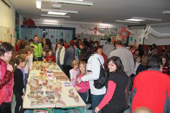 Praznični sejem v OŠ Mokronog