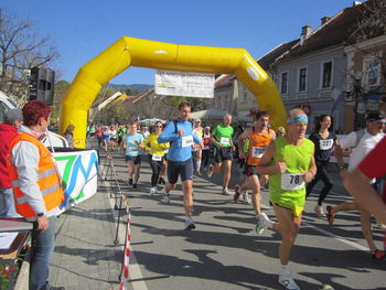 Koroška teče