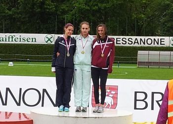 Maja in Urška v reprezentanci Slovenije nastopili na Brixia mitingu