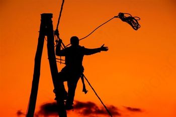 Prekinjena dobava električne energije na Igu