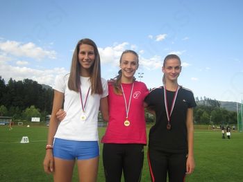 Pet medalj na prvenstvu Slovenije v atletiki za mlajše mladince Pet medalj na prvenstvu Slovenije v atletiki za mlajše mladince