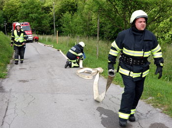 Skoraj pol kilometra dolga gasilska veriga