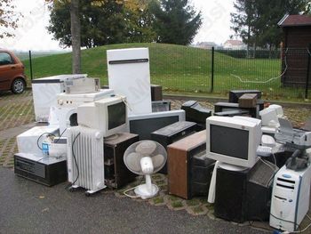 Odvoz odpadne električne in elektronske opreme iz gospodinjstev