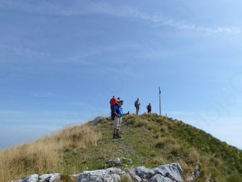 Setiče (1.922 m) nad vasjo Sele na avstrijskem Koroškem