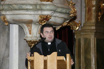 Romanje Mežnarjev in mežnaric v Belo krajino