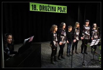 DRUŽINA POJE 2013 