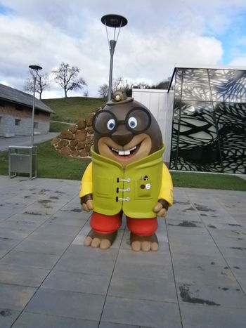 ZABAVNO, POUČNO, NIČ MUČNO