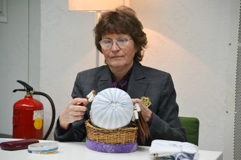 Izšel klekljarski slovar s polhograjskim pridihom
