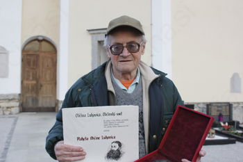 "Rekli so mi, da se ne bom nikoli naučil pritrkavanja, ker ne znam peti!" "Rekli so mi, da se ne bom nikoli naučil pritrkavanja, ker ne znam peti!"