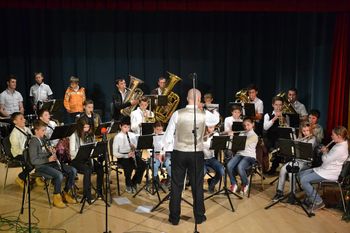 Praznični koncert Godbe Dobrova - Polhov Gradec